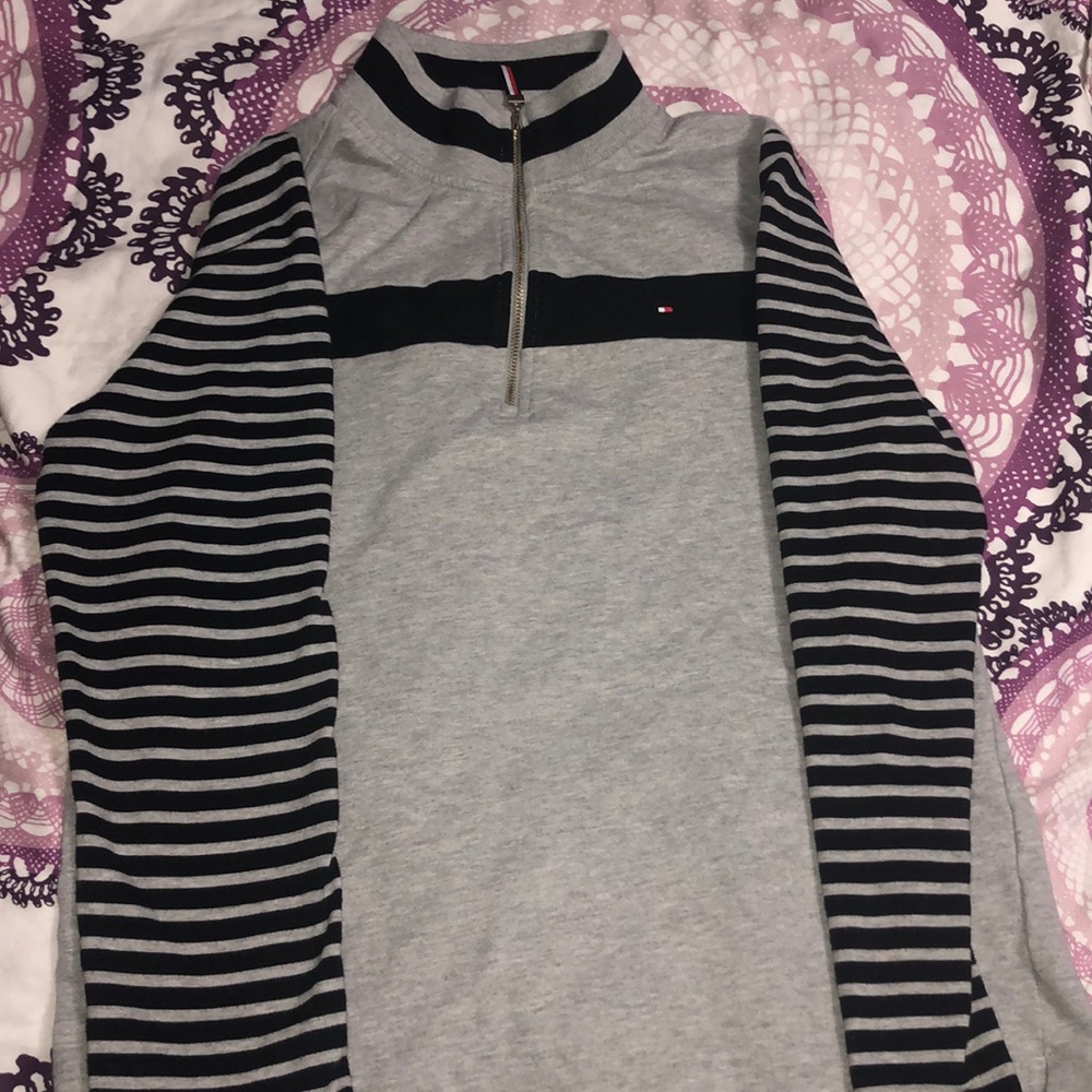Black and grey stripped Tommy pull over